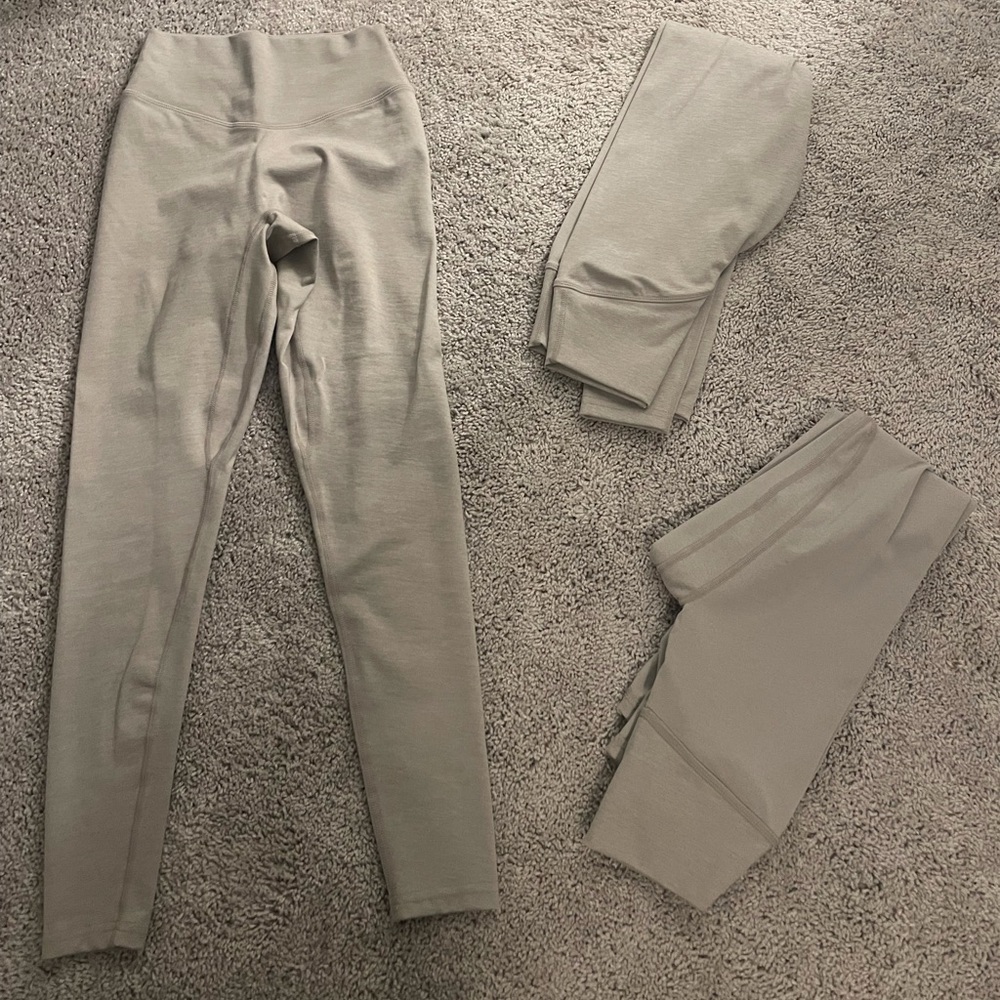 Cream colored vitality leggings. Size XS but fits like a small. New, never worn.